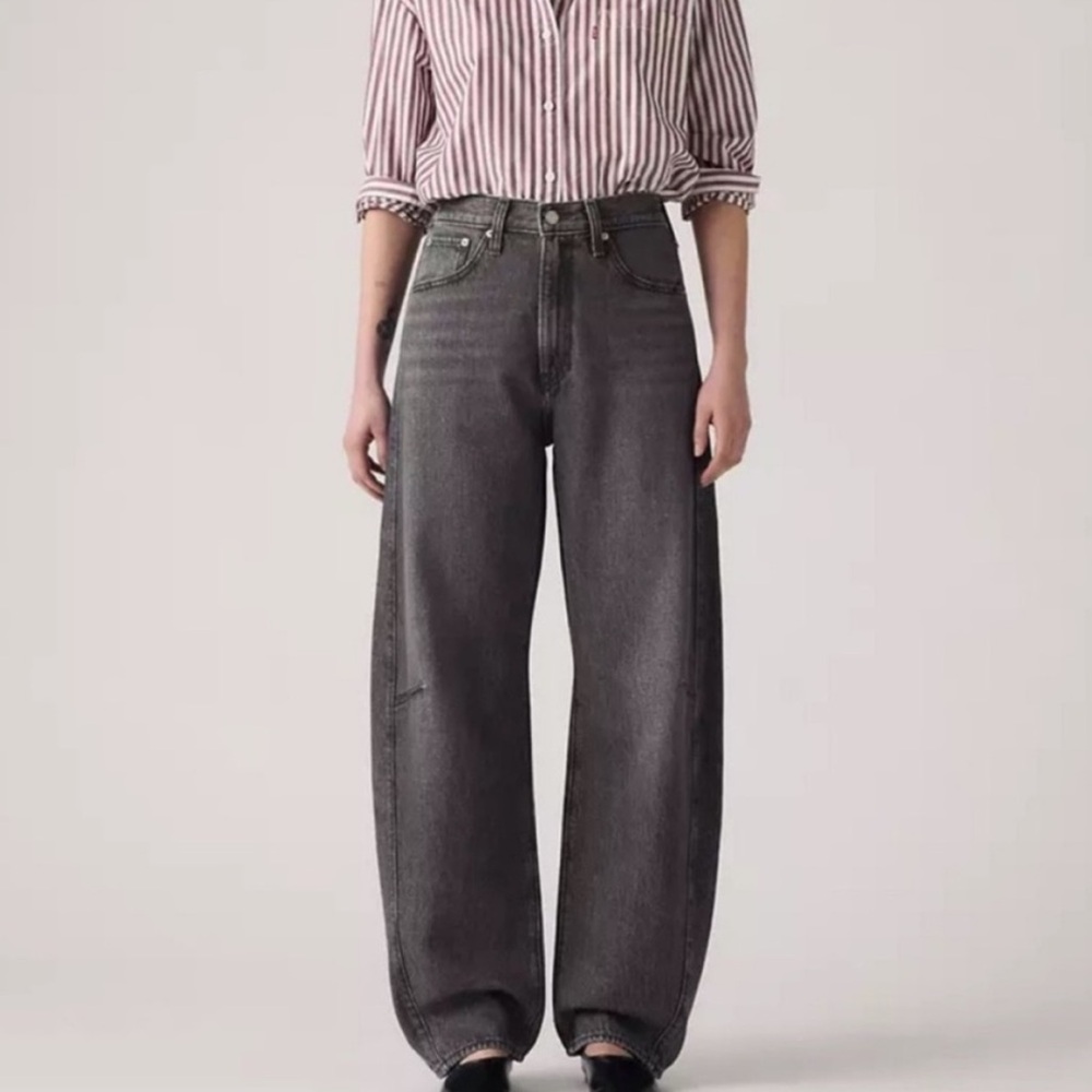 Levi's Women's Cinch Waist Barrel Jeans